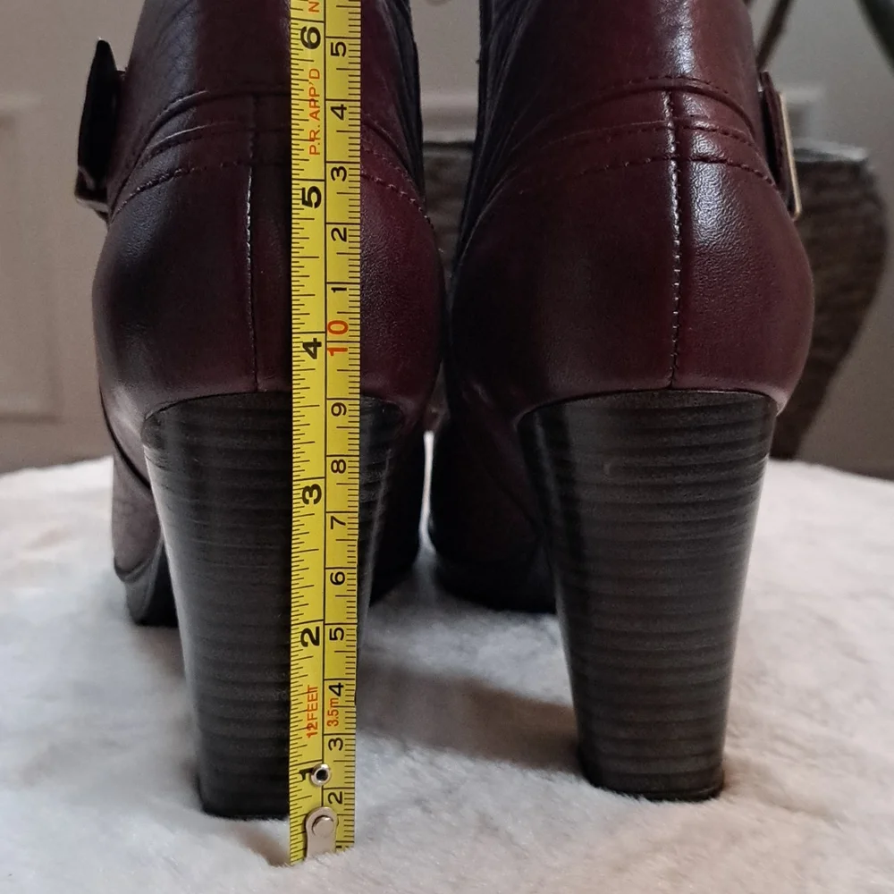Clarks Indigo burgundy ankle leather boots - Picture 6 of 9
